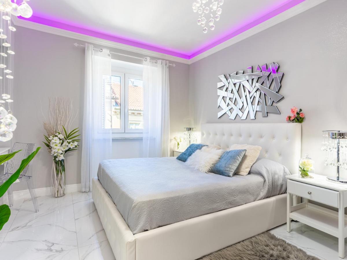 Appartement Elegant - In Centro Portanuova